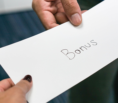 REVISITED: EMPLOYEES RECEIVING PAY IN LIEU OF NOTICE NOT NECESSARILY ENTITLED TO BONUS PAYOUT
